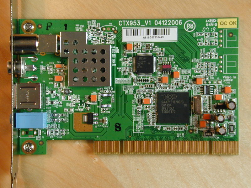 File:Medion CTX953 front.jpg